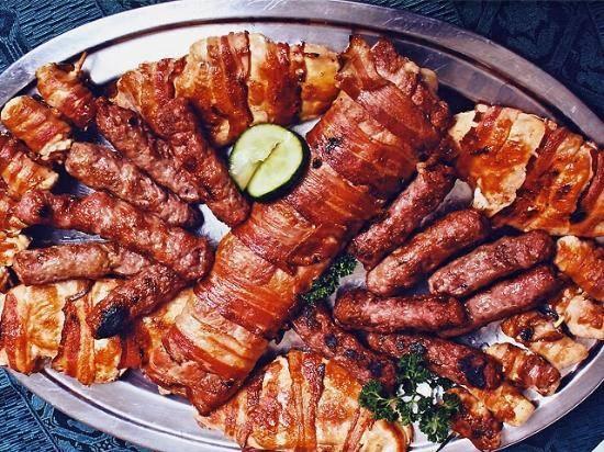 Best Macedonian Food: Skara