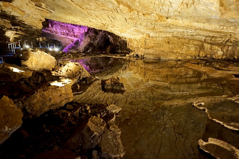 Bosnia Nature Guide: Vjetrenica Cave