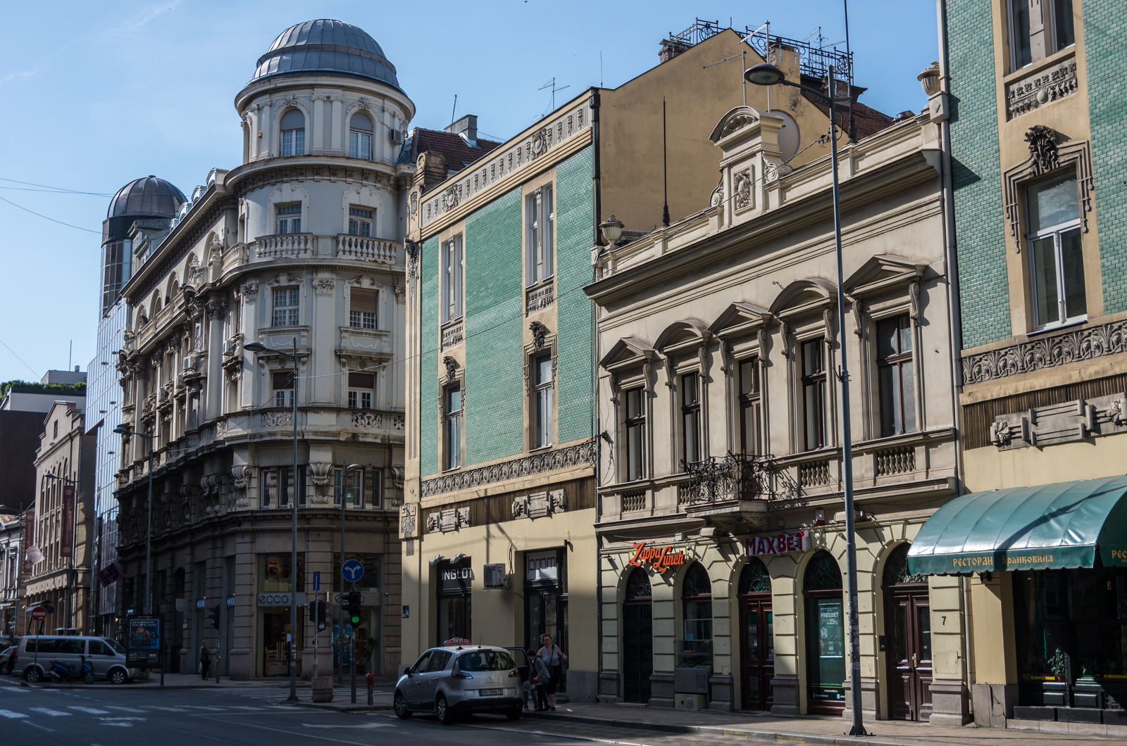 knez mihailova street - things to see in belgrade